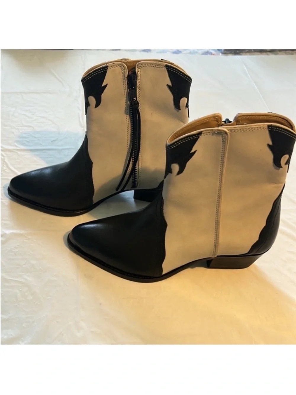 Free People 5.5 (36) Leather Boots New Frontier Western Boot in Arctic Fox Combo